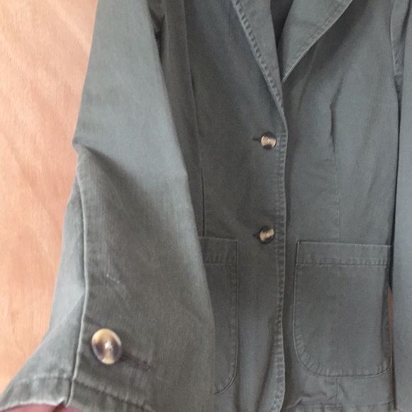 🧣Host Pick🧣Olive green jacket - Picture 2 of 3